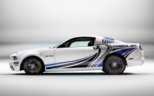 Белый Ford Mustang Cobra Jet Twin Turbo, Ford Racing, Twin Turbo, вид в профиль, сбоку, светлый, белый фон
